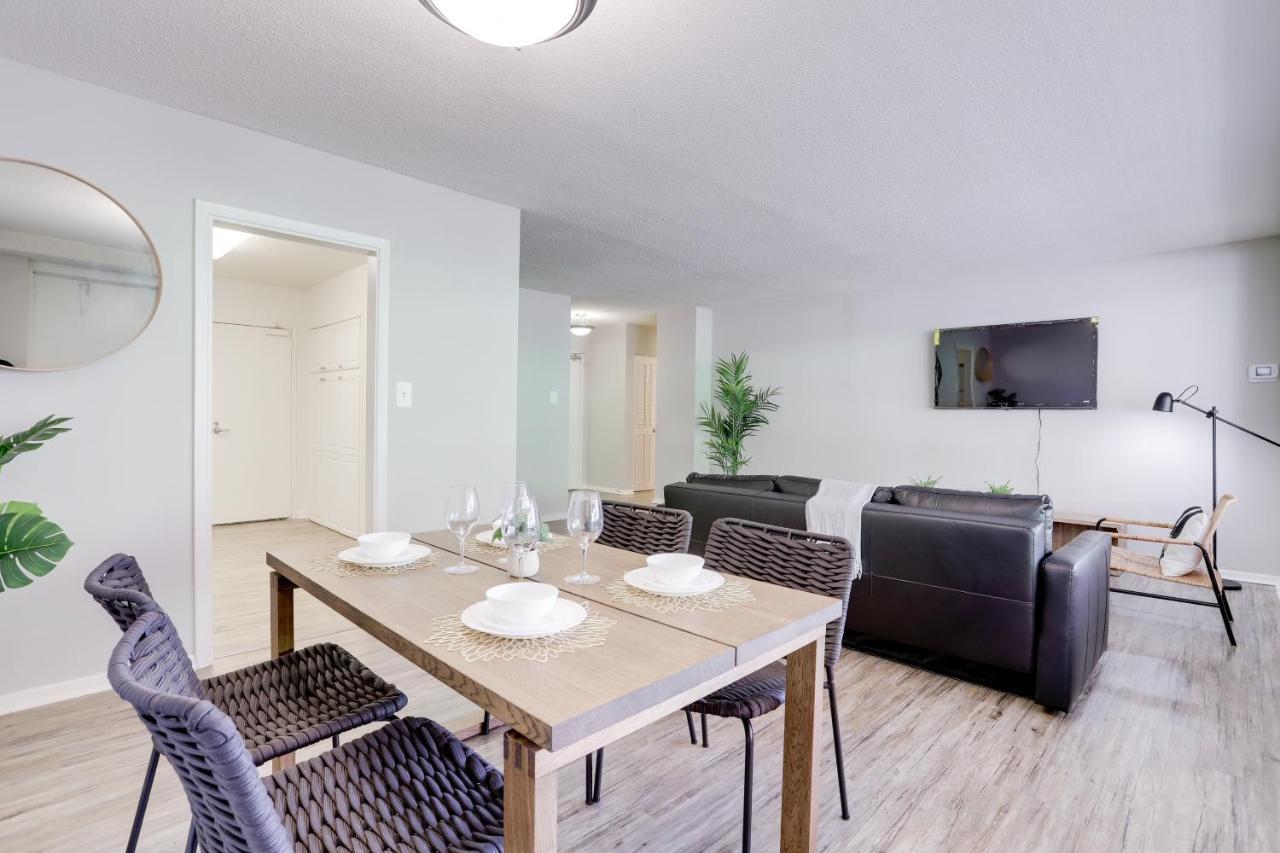 Modern Apartment At Crystal City Arlington Exterior foto
